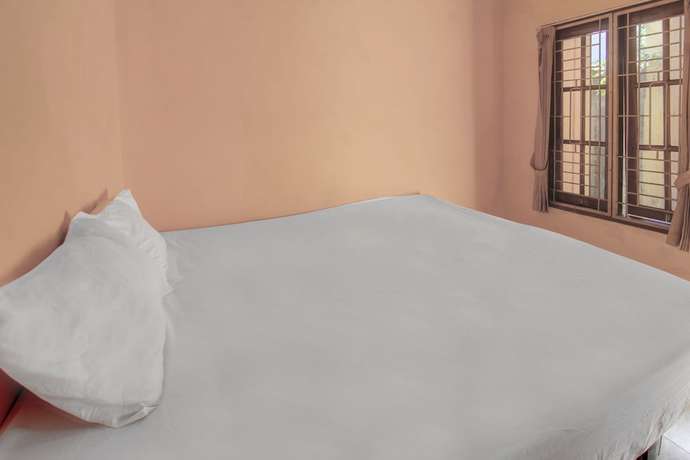 Imagen de la habitación del Hotel OYO Life 92846 Kost Putra Griya Eka. Foto 8