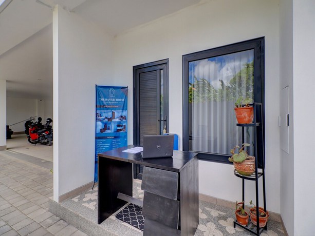 Imagen de los interiores del Hotel OYO Life 92854 The Danari House. Foto 18