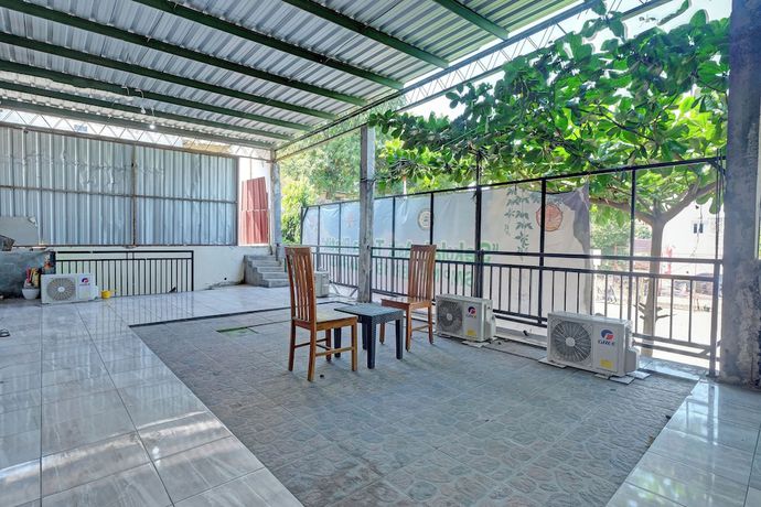 Imagen de los interiores del Hotel OYO Life 92877 Rainbow 7296. Foto 17