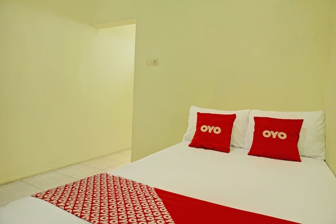 Imagen de la habitación del Hotel OYO Life 92936 Kost Teteh Erni Karawang. Foto 10