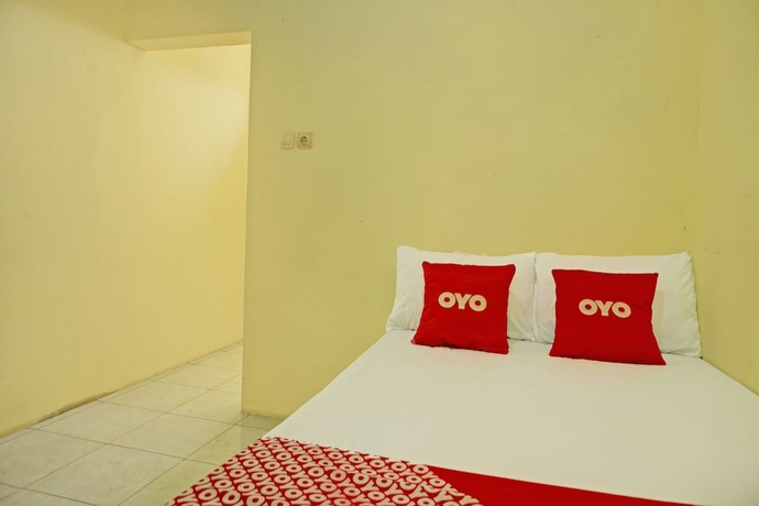 Imagen de la habitación del Hotel OYO Life 92936 Kost Teteh Erni Karawang. Foto 13