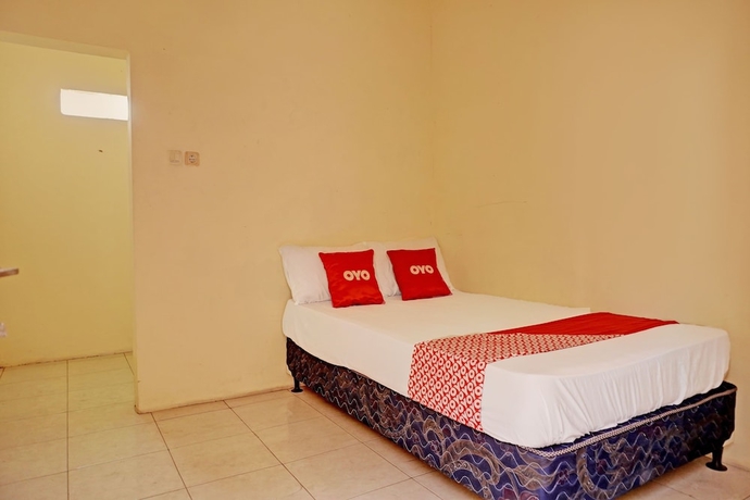 Imagen de la habitación del Hotel OYO Life 92936 Kost Teteh Erni Karawang. Foto 16
