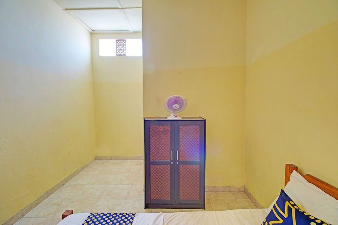 Imagen de la habitación del Hotel OYO Life 92954 Shanti Kost. Foto 3