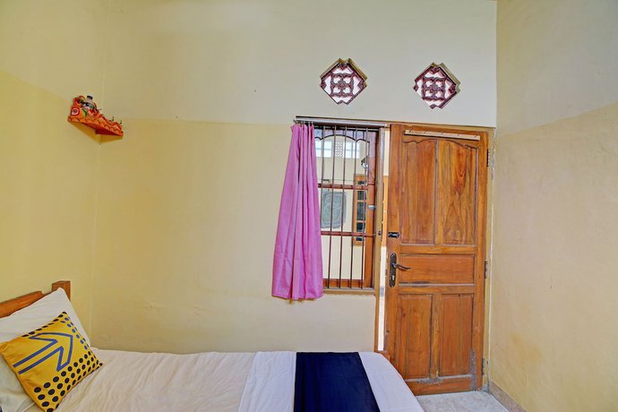 Imagen de la habitación del Hotel OYO Life 92954 Shanti Kost. Foto 4