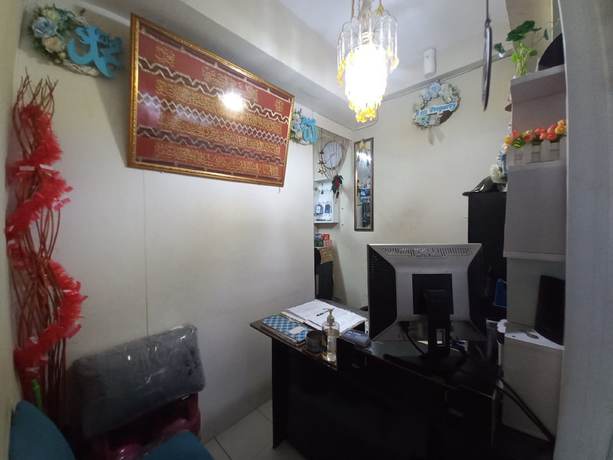Imagen de los interiores del Hotel OYO Life 93023 Kost Bulan Karawang. Foto 4