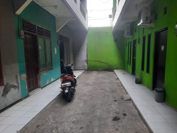 Imagen de los interiores del Hotel OYO Life 93023 Kost Bulan Karawang. Foto 16
