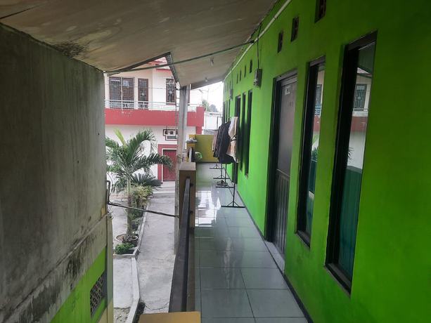 Imagen de los interiores del Hotel OYO Life 93023 Kost Bulan Karawang. Foto 19