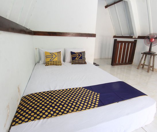 Imagen de la habitación del Hotel OYO Life 93125 Kos Bale Lumbung Syariah. Foto 5