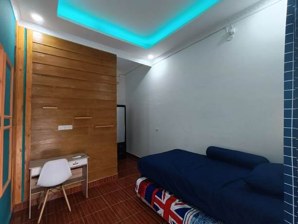 Imagen de la habitación del Hotel OYO Life 93158 Kost Asaka. Foto 3