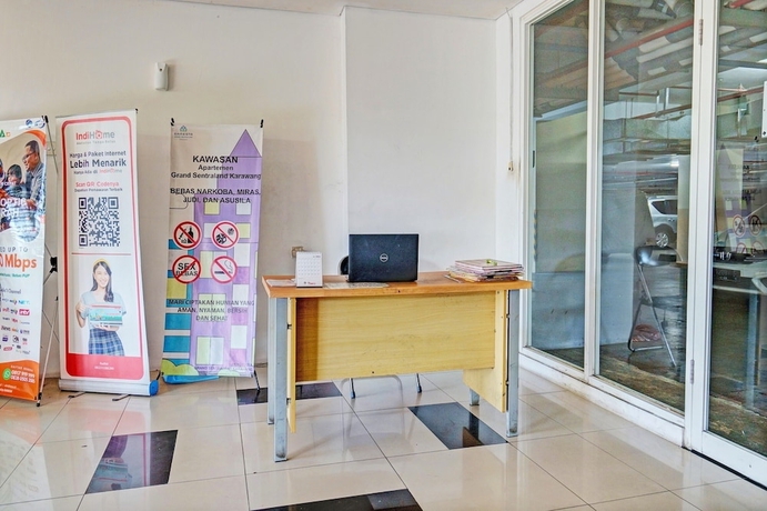 Imagen de los interiores del Hotel OYO Life 93170 Apartement Gateway Cicadas By Mr Pro. Foto 19
