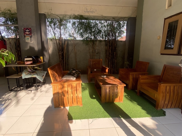 Imagen de los interiores del Hotel OYO Life 93258 Kos Sahabat. Foto 16