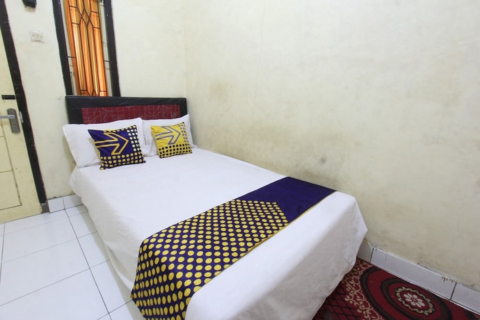 Imagen de la habitación del Hotel OYO Life 93260 Bale Kosan. Foto 6