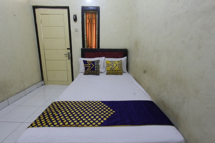 Imagen de la habitación del Hotel OYO Life 93260 Bale Kosan. Foto 12