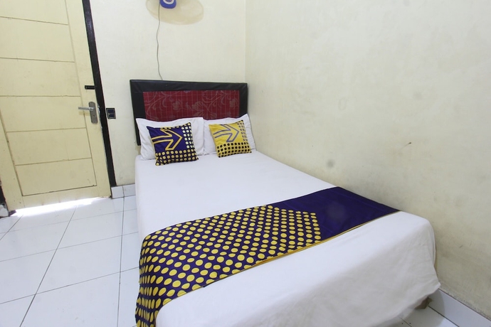 Imagen de la habitación del Hotel OYO Life 93260 Bale Kosan. Foto 13