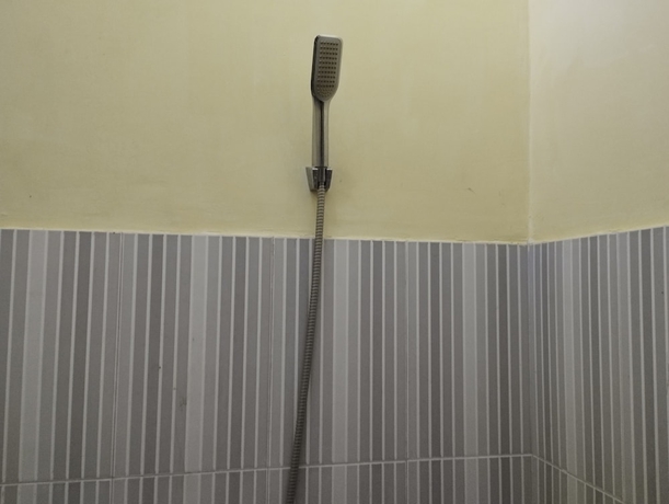 Imagen de la habitación del Hotel OYO Life 93265 Kos Cendana Seruni Raya. Foto 9