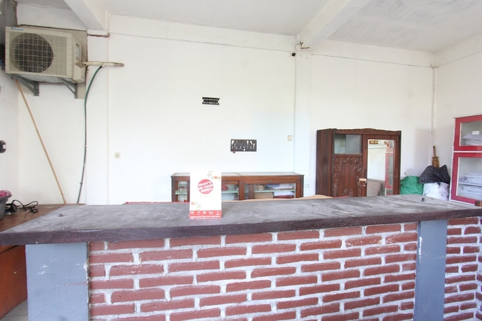 Imagen de los interiores del Hotel OYO Life 93284 Kos Cendana Raya. Foto 17
