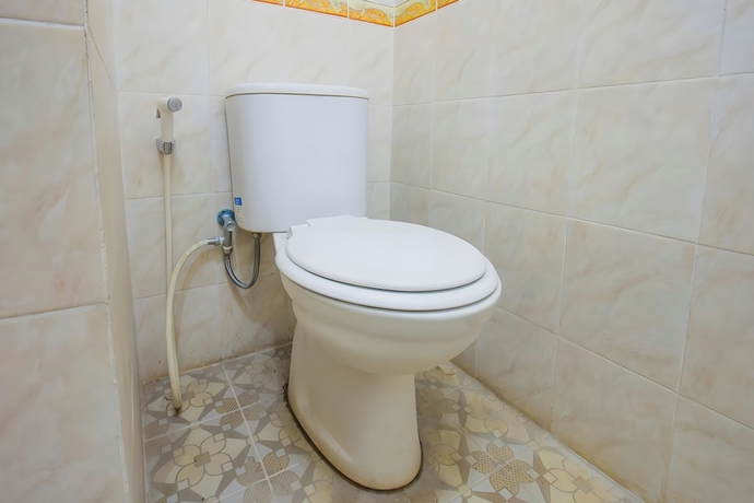 Imagen de la habitación del Hotel OYO Life 93399 Kos Batulayar. Foto 16