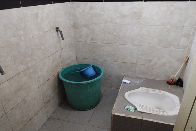 Imagen de la habitación del Hotel OYO Life 93403 Penginapan Adinda. Foto 13