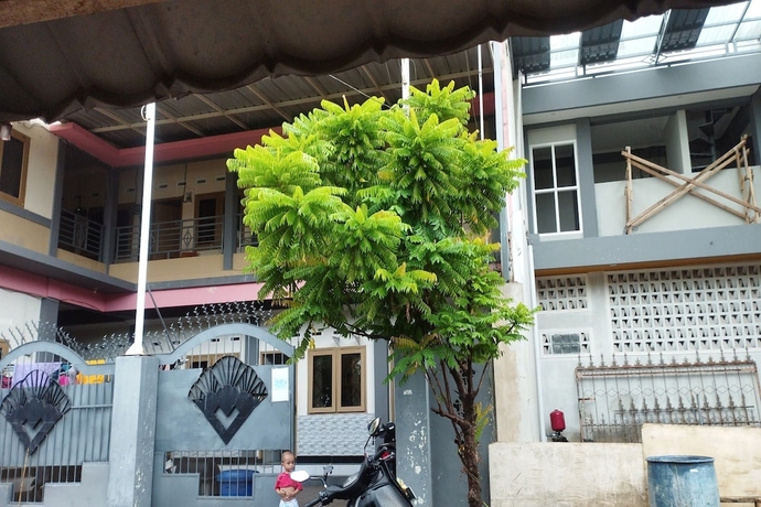Imagen general del Hotel OYO Life 93403 Penginapan Adinda. Foto 4