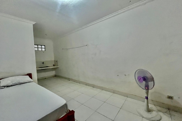 Imagen de la habitación del Hotel OYO Life 93504 Kost Krisna. Foto 8