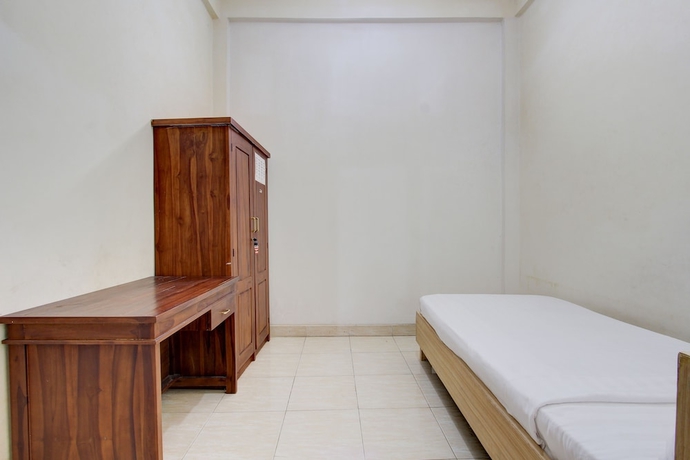 Imagen de la habitación del Hotel OYO Life 93662 Kost Pak Budi. Foto 11