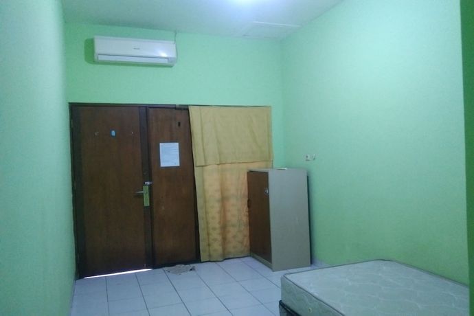 Imagen de la habitación del Hotel OYO Life Kost ijo Tembok Tinggi. Foto 6