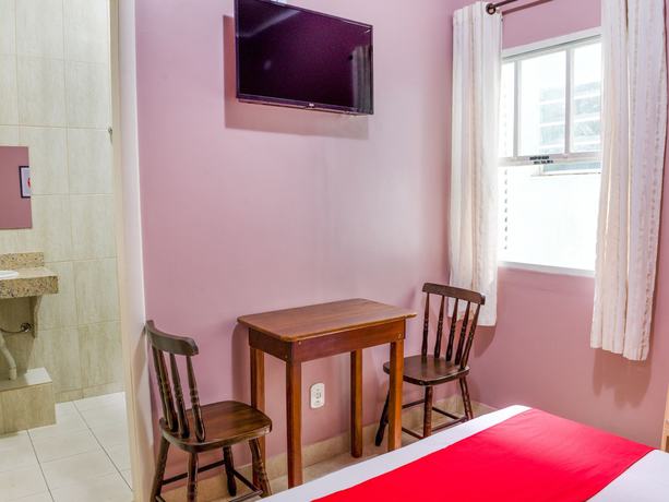 Imagen de la habitación del Hotel OYO Lindoia, Petropolis. Foto 4