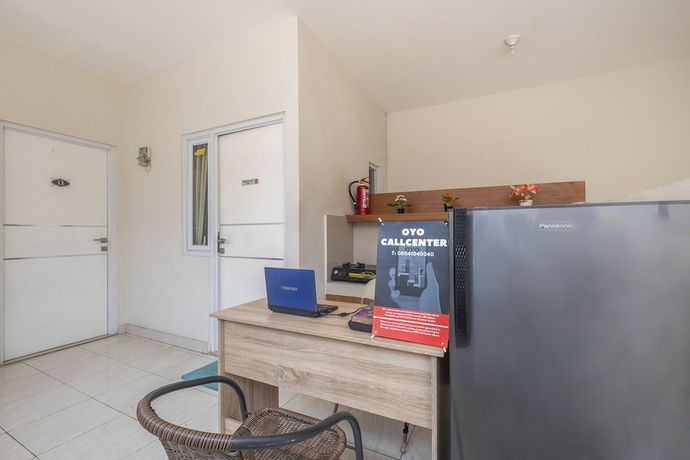 Imagen de los interiores del Hotel OYO Living 1877 Side Corner. Foto 15