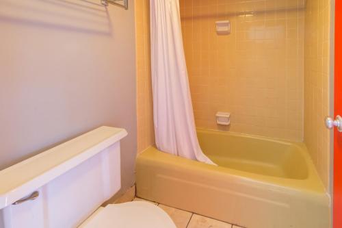 Imagen general del Hotel OYO Macon GA I-75 South. Foto 4