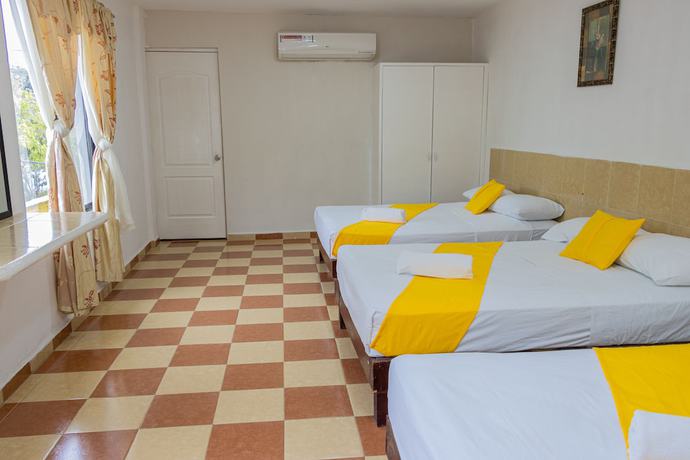 Imagen de la habitación del Hotel OYO Mar&iacute;as,Aeropuerto Internacional de Chetumal. Foto 10