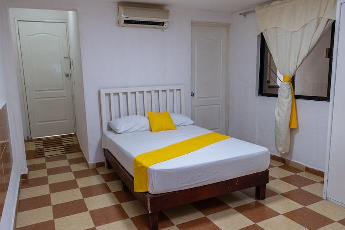 Imagen de la habitación del Hotel OYO Mar&iacute;as,Aeropuerto Internacional de Chetumal. Foto 11