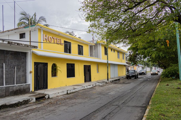 Imagen general del Hotel OYO Marías,Aeropuerto Internacional de Chetumal. Foto 1
