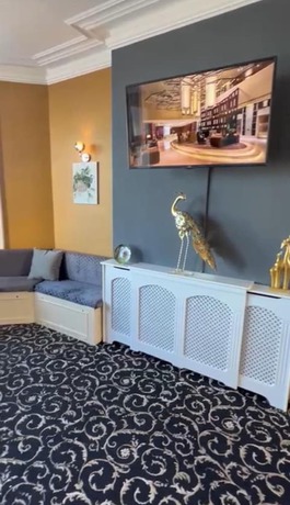 Imagen de los interiores del Hotel OYO Marine Parade, Eastbourne Pier. Foto 19