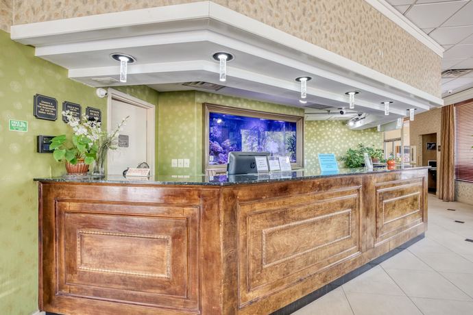 Imagen de los interiores del Hotel OYO Memphis TN I-40. Foto 15