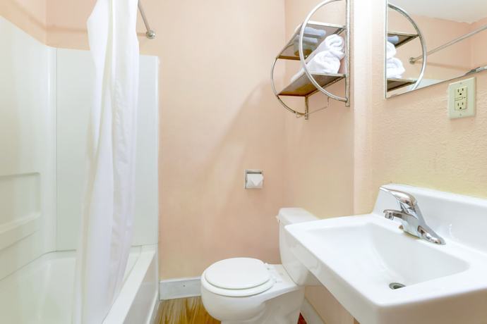 Imagen de la habitación del Hotel OYO Myrtle Beach Kings Hwy. Foto 2