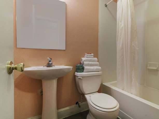 Imagen de la habitación del Hotel OYO Myrtle Beach Kings Hwy. Foto 6