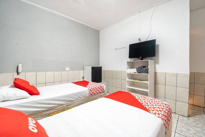 Imagen de la habitación del Hotel OYO Na&ccedil;&otilde;es Unidas, S&atilde;o Paulo. Foto 6