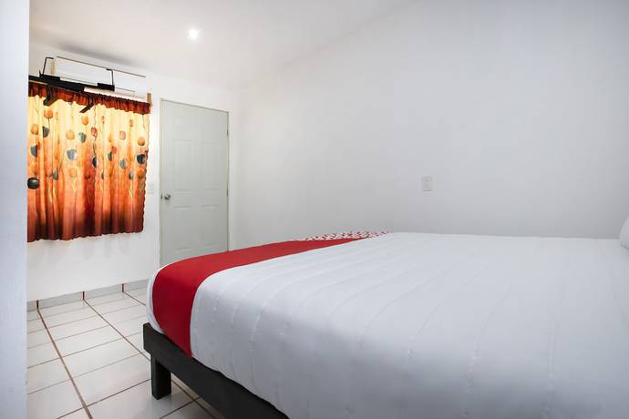 Imagen de la habitación del Hotel OYO Nachancan, Calderitas beach. Foto 11