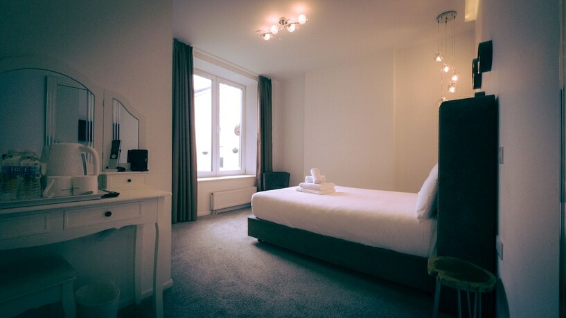 Imagen general del Hotel OYO Newquay Beach. Foto 1