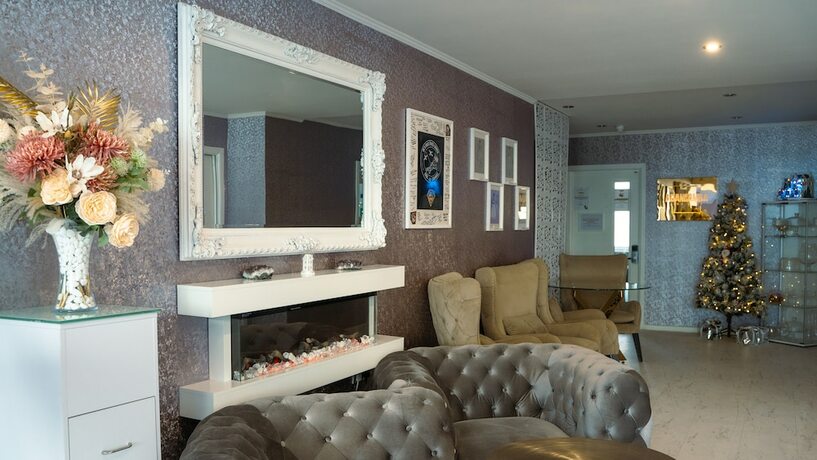 Imagen general del Hotel OYO Newquay Beach. Foto 2