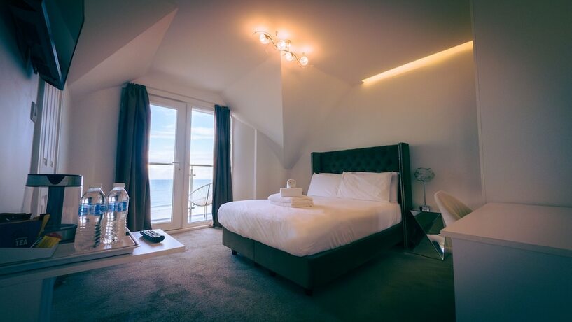Imagen de la habitación del Hotel OYO Newquay Beach. Foto 20