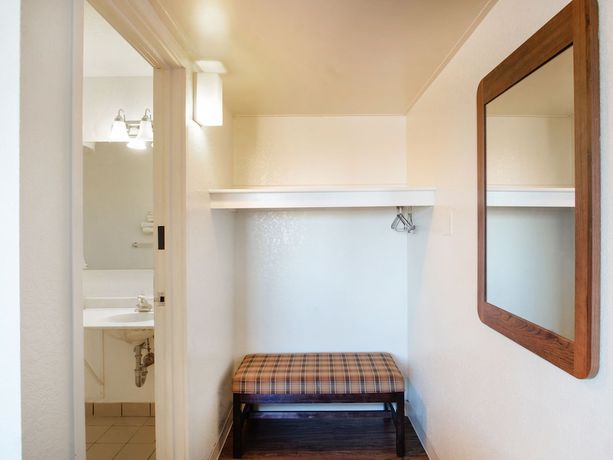 Imagen de la habitación del Hotel OYO Oklahoma City Northeast. Foto 8