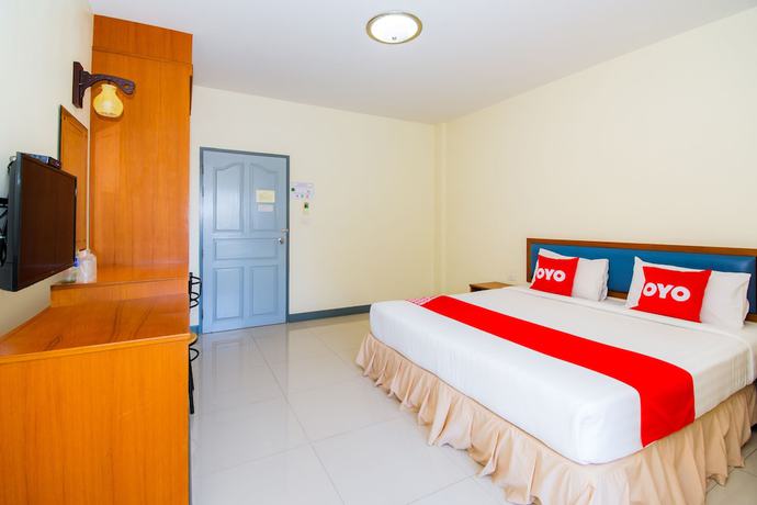 Imagen de la habitación del Hotel OYO Peamsook Resort. Foto 3