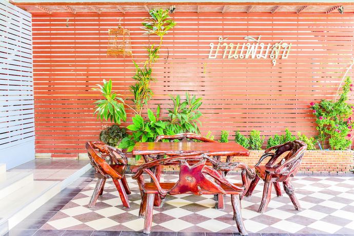 Imagen de los interiores del Hotel OYO Peamsook Resort. Foto 14