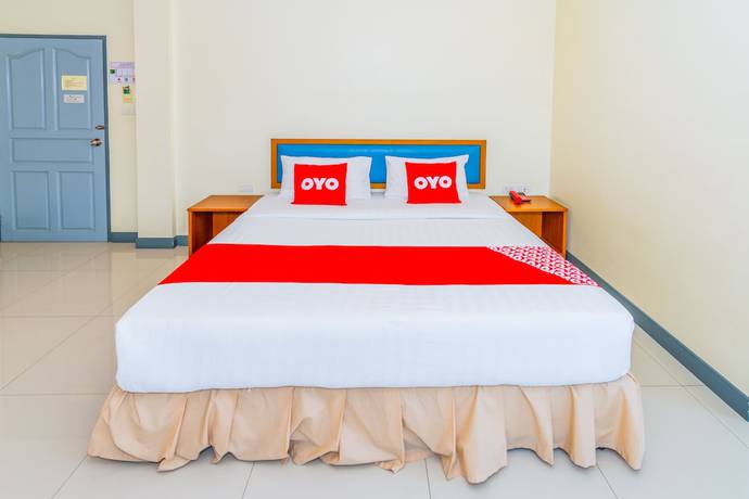 Imagen de la habitación del Hotel OYO Peamsook Resort. Foto 6