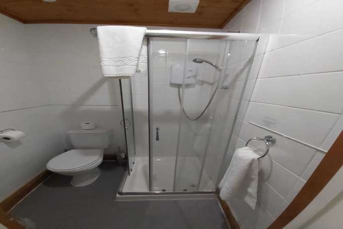 Imagen de la habitación del Hotel OYO Pier. Foto 8