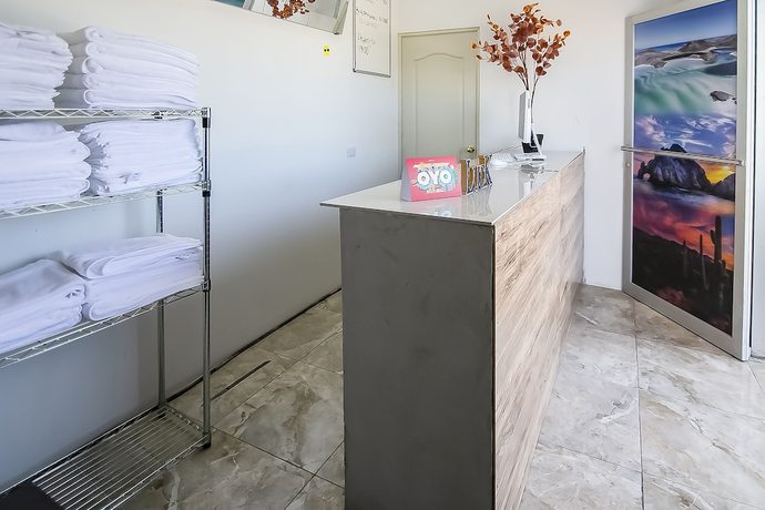 Imagen de los interiores del Hotel OYO Plaza Las Torres, Cabo San Lucas. Foto 18
