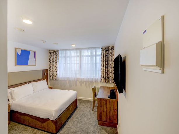 Imagen de la habitación del Hotel OYO Plymouth Central. Foto 6