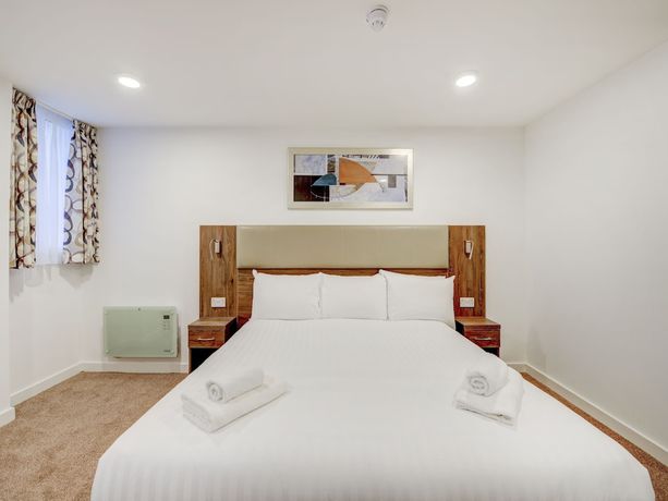 Imagen de la habitación del Hotel OYO Plymouth Central. Foto 13