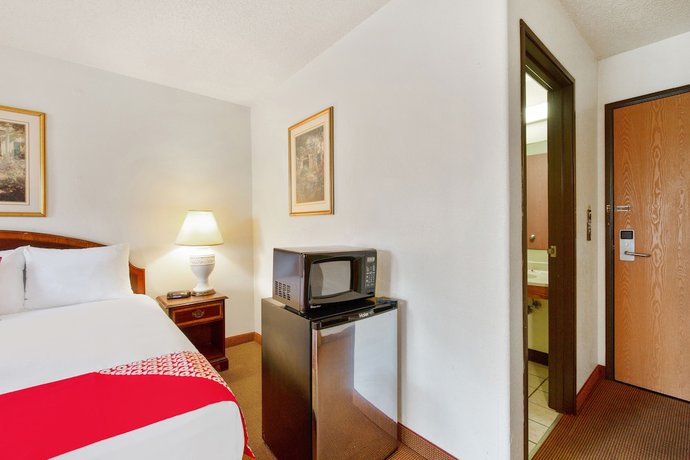 Imagen de la habitación del Hotel OYO Portage I-94. Foto 16